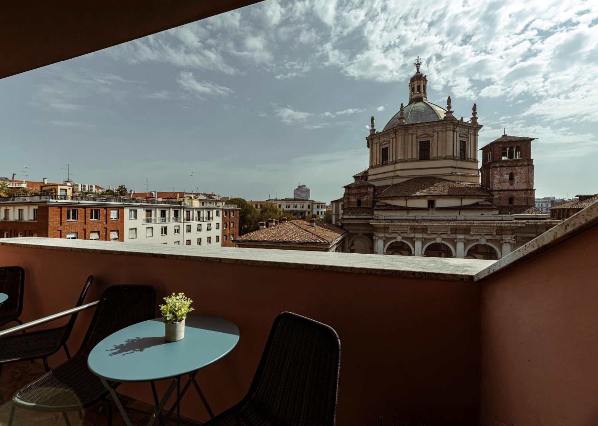 Easylife - Suite In Colonne San Lorenzo Milano Eksteriør billede